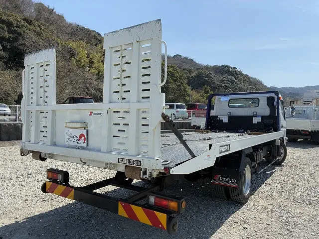 三菱 キャンター 2PG-FEB80(2WD)の写真8