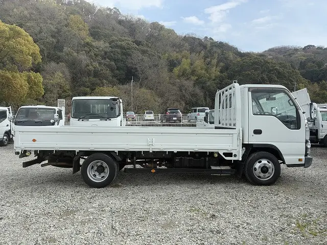 いすゞ エルフ PB-NPR81AR(2WD)の写真5
