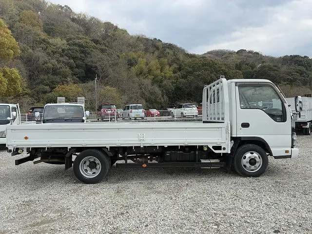 いすゞ エルフ PB-NPR81AR(2WD)の写真5