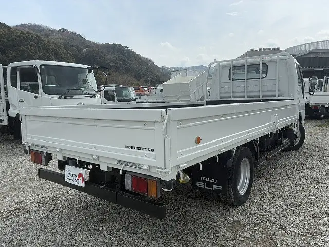 いすゞ エルフ PB-NPR81AR(2WD)の写真8