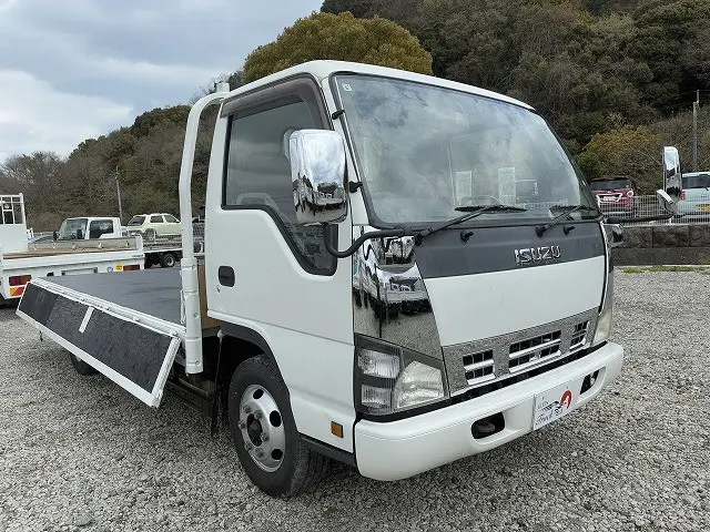 いすゞ エルフ PB-NPR81AR(2WD)の写真10