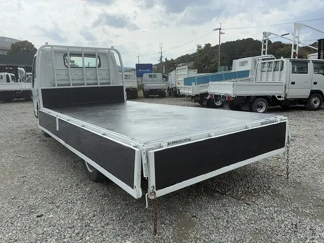 いすゞ エルフ PB-NPR81AR(2WD)の写真13