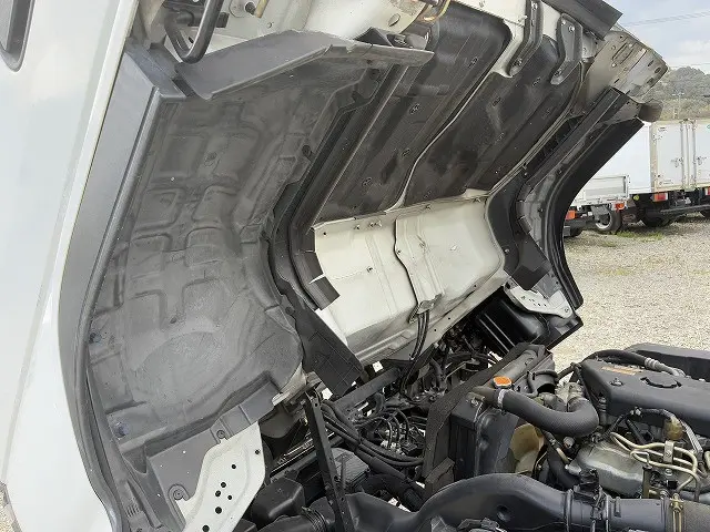 いすゞ エルフ PB-NPR81AR(2WD)の写真21