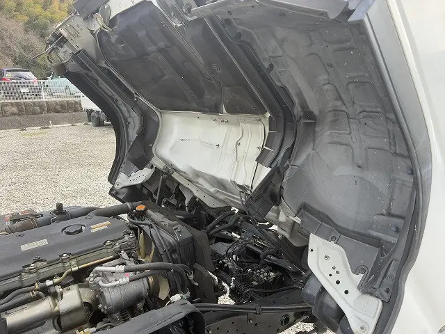 いすゞ エルフ PB-NPR81AR(2WD)の写真26