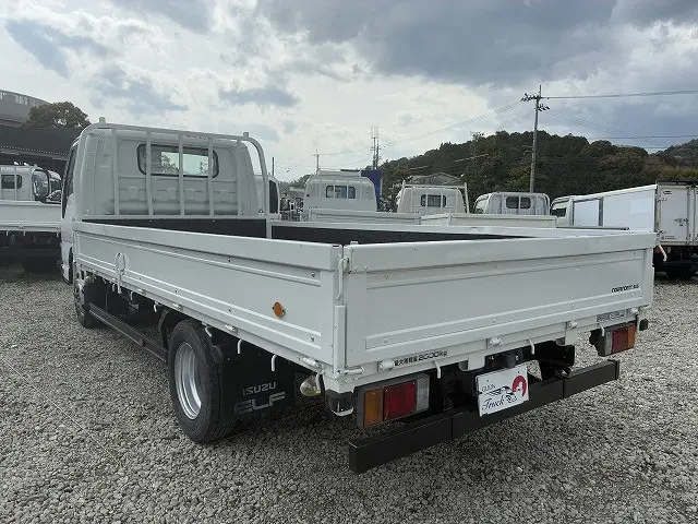 いすゞ エルフ PB-NPR81AR(2WD)の写真30