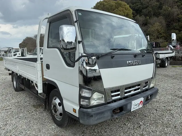 いすゞ エルフ PB-NPR81AR(2WD)の写真33