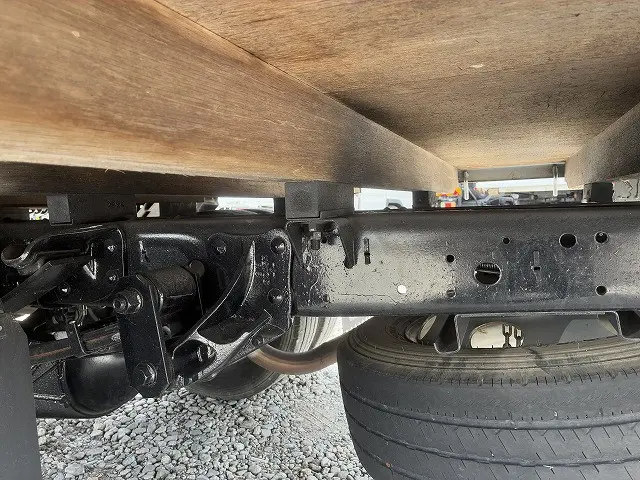 いすゞ エルフ PB-NPR81AR(2WD)の写真42