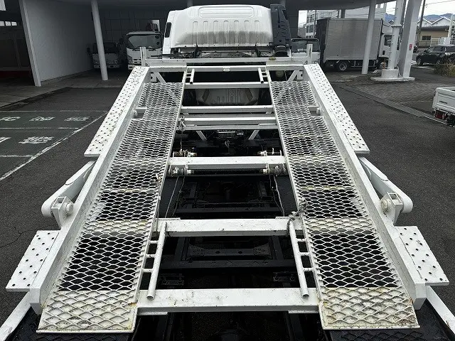 いすゞ エルフ TDG-NPS85AN(4WD)の写真16