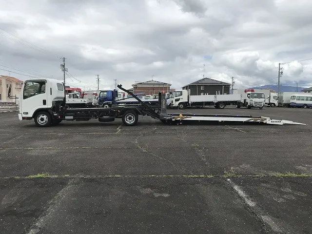 いすゞ エルフ 2RG-NPR88AN(2WD)の写真7