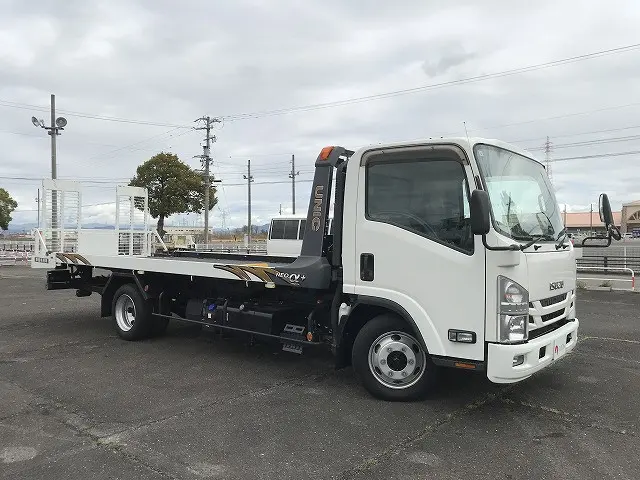 いすゞ エルフ 2RG-NPR88AN(2WD)の写真10