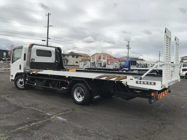 いすゞ エルフ 2RG-NPR88AN(2WD)の写真11