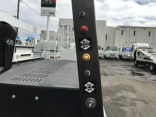 いすゞ エルフ 2RG-NPR88AN(2WD)の写真29