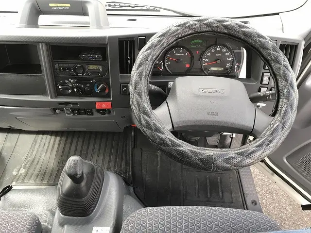 いすゞ エルフ 2RG-NPR88AN(2WD)の写真30