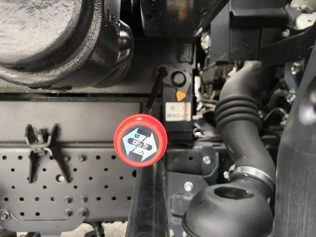 いすゞ エルフ 2RG-NPR88AN(2WD)の写真40