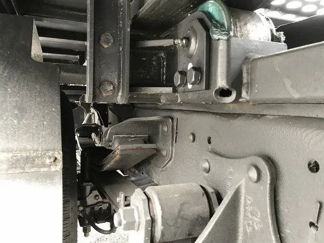 いすゞ エルフ 2RG-NPR88AN(2WD)の写真43