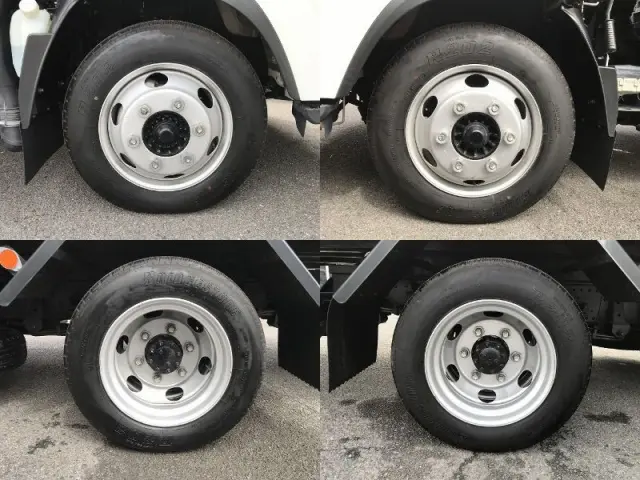 いすゞ エルフ 2RG-NPR88AN(2WD)の写真45