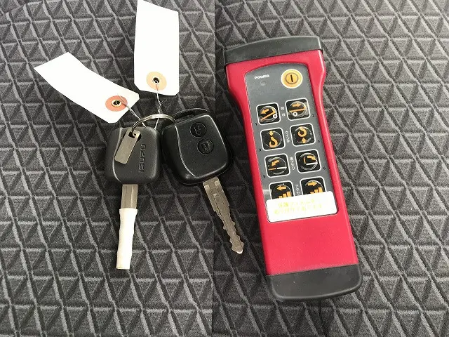 いすゞ エルフ 2RG-NPR88AN(2WD)の写真48