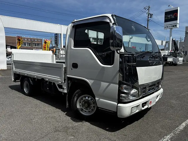 いすゞ エルフ KR-NHR69(2WD)の写真3
