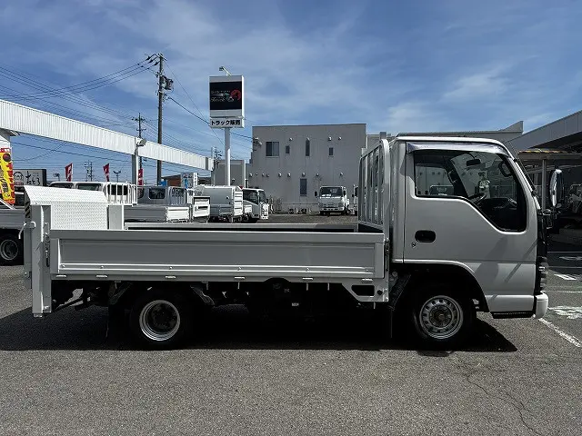 いすゞ エルフ KR-NHR69(2WD)の写真5