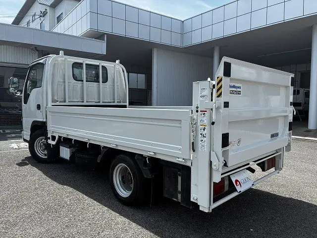 いすゞ エルフ KR-NHR69(2WD)の写真6