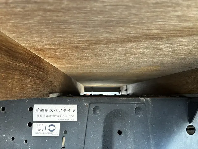 いすゞ エルフ KR-NHR69(2WD)の写真32