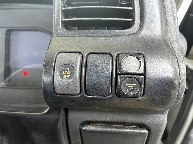 いすゞ エルフ KR-NHR69(2WD)の写真39