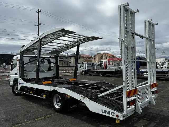 三菱 キャンター 2PG-FEB90(2WD)の写真6