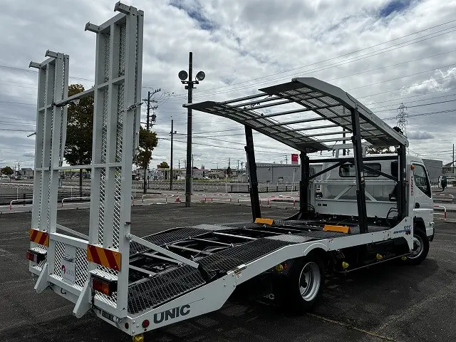 三菱 キャンター 2PG-FEB90(2WD)の写真8