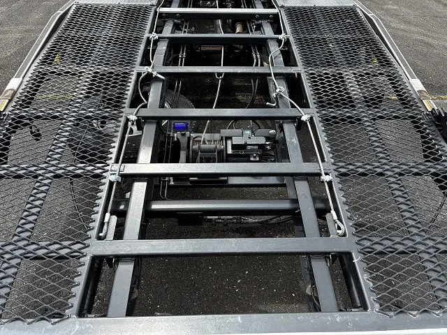 三菱 キャンター 2PG-FEB90(2WD)の写真17