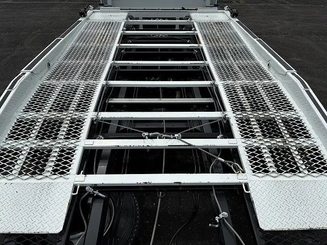 三菱 キャンター 2PG-FEB90(2WD)の写真18