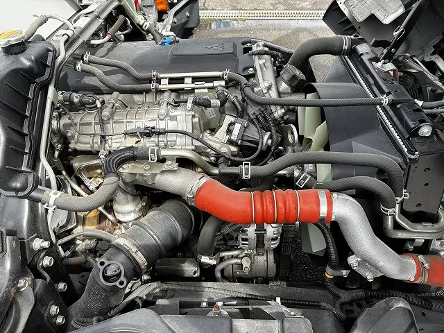 三菱 キャンター 2PG-FEB90(2WD)の写真30