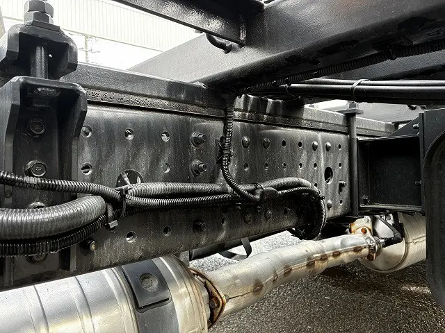 三菱 キャンター 2PG-FEB90(2WD)の写真46