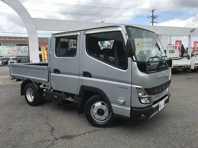 三菱 キャンター 2RG-FBA20(2WD)の写真3
