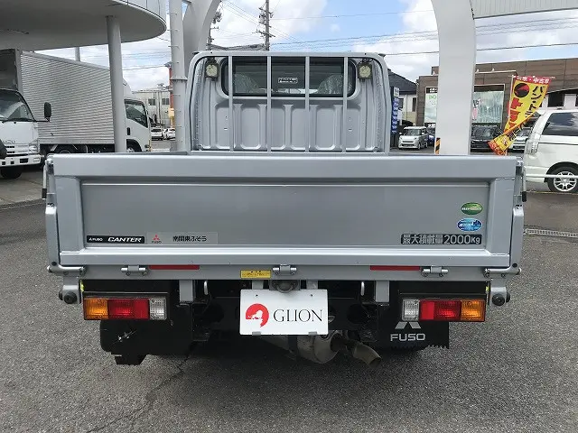 三菱 キャンター 2RG-FBA20(2WD)の写真5