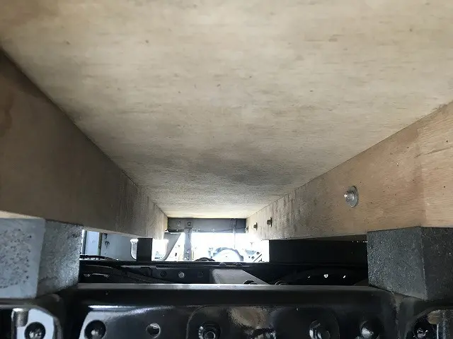 三菱 キャンター 2RG-FBA20(2WD)の写真43