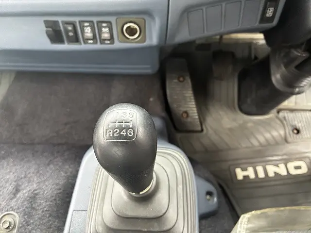 日野 レンジャー BDG-FC7JKWA(2WD)の写真49