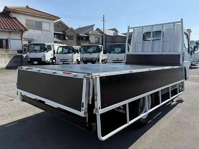 三菱 キャンター TPG-FEA50(2WD)の写真16