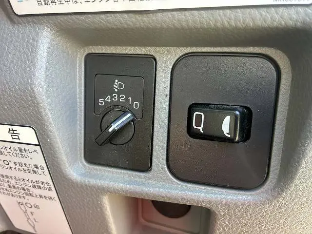 三菱 キャンター TPG-FEA50(2WD)の写真42