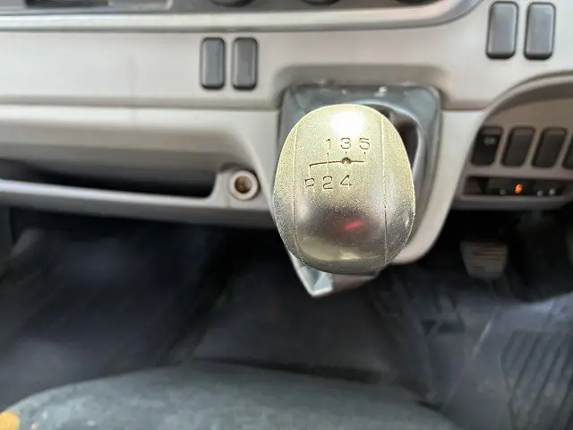 三菱 キャンター TPG-FEA50(2WD)の写真46