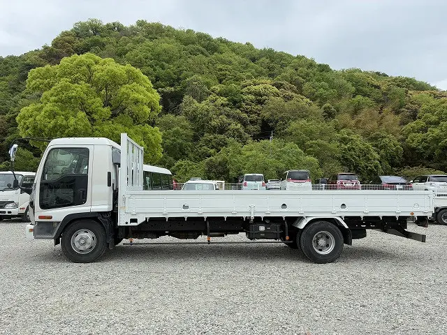 いすゞ フォワード ADG-FRR90K3S(2WD)の写真4