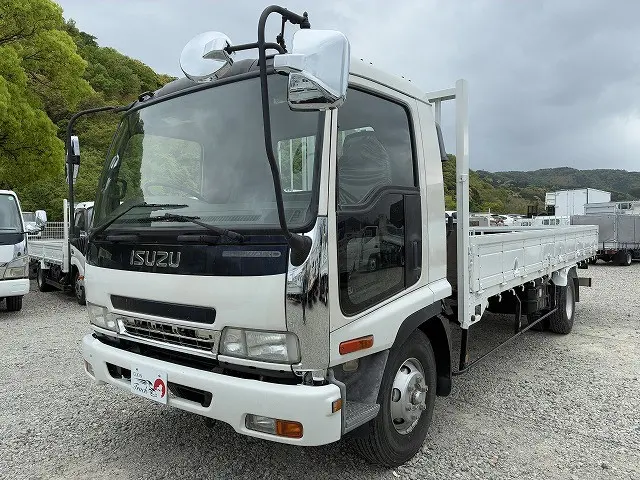 いすゞ フォワード ADG-FRR90K3S(2WD)の写真26