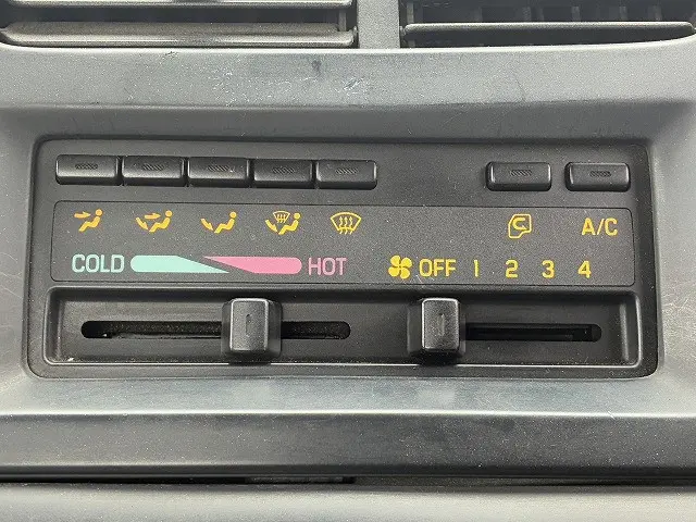 いすゞ フォワード ADG-FRR90K3S(2WD)の写真32