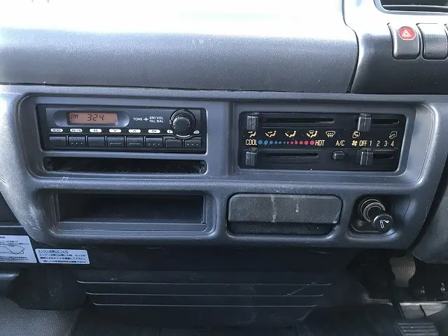 日産 アトラス KR-AHR69(2WD)の写真25