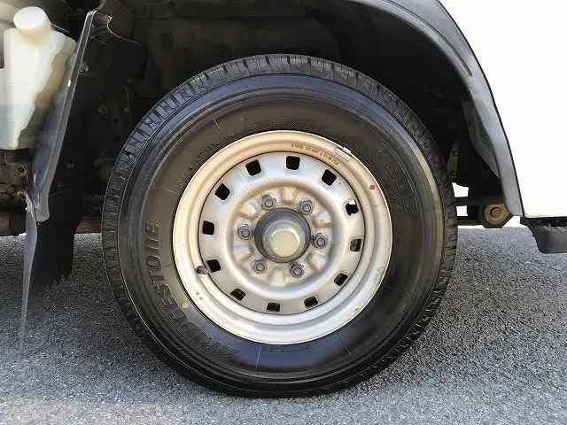 日産 アトラス KR-AHR69(2WD)の写真38