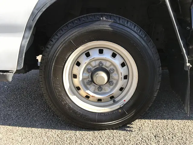 日産 アトラス KR-AHR69(2WD)の写真39