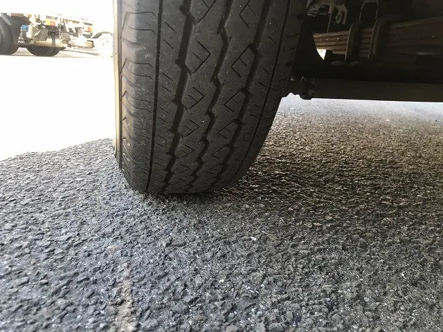 日産 アトラス KR-AHR69(2WD)の写真45