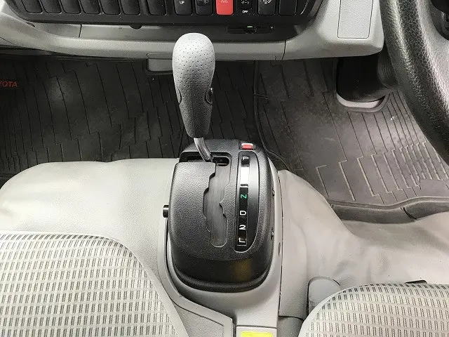 トヨタ トヨエース LDF-KDY231(2WD)の写真26