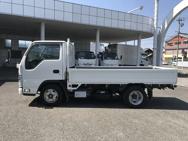 いすゞ エルフ TKG-NJR85A(2WD)の写真7