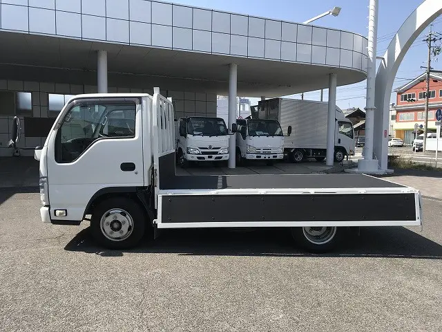 いすゞ エルフ TKG-NJR85A(2WD)の写真14