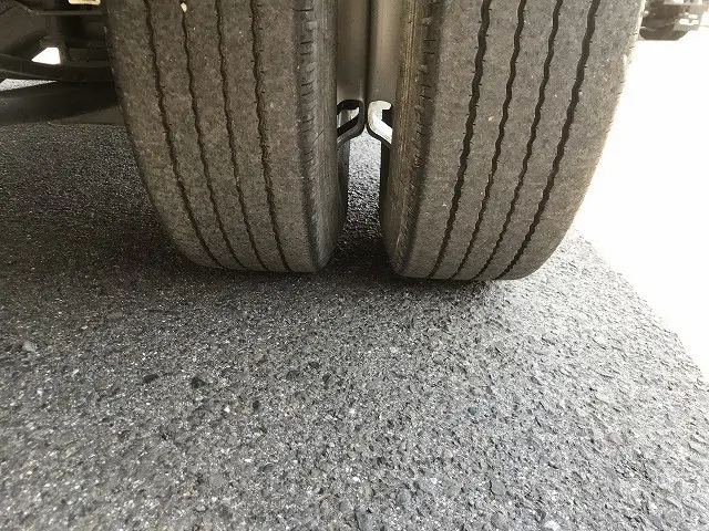 いすゞ エルフ TKG-NJR85A(2WD)の写真47